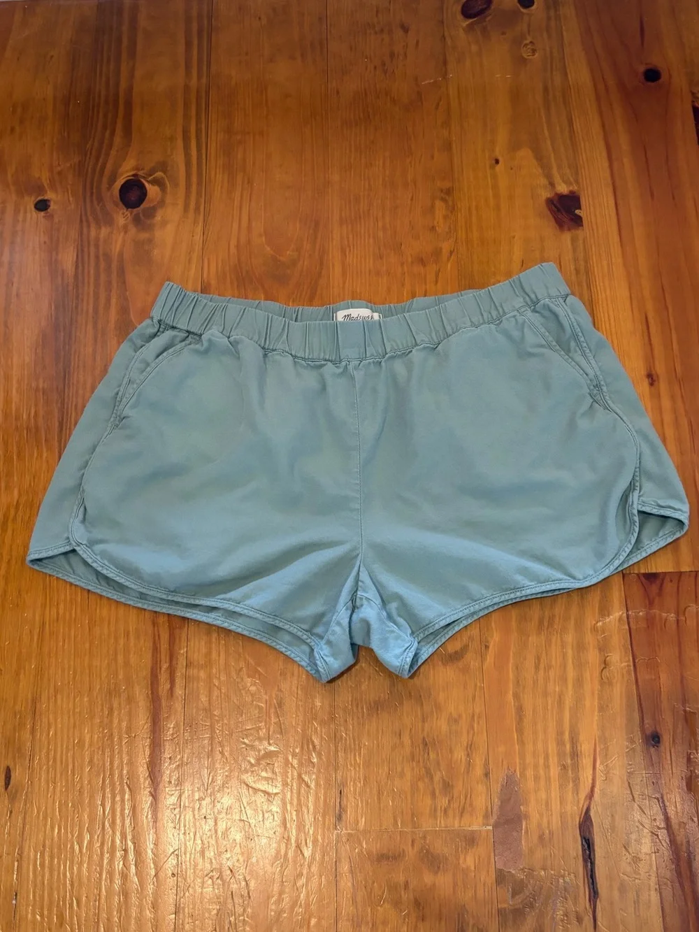 Madewell Women’s Light Green Pull-On Shorts (Size: Large)